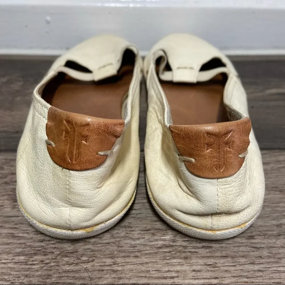 Frye Melanie Slip On Flats 100% Leather Italian Burnished Vintage Cream 9